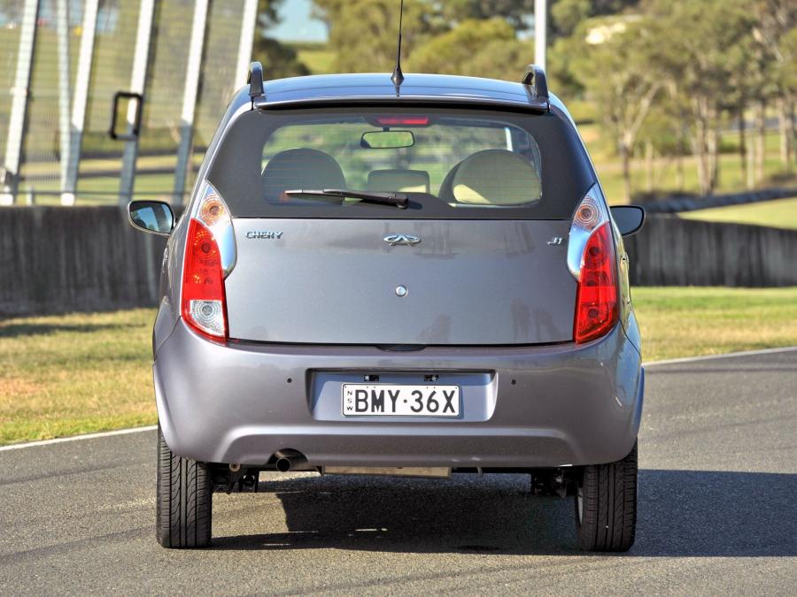  Chery J1 2009 года  (фото 9 из 16)